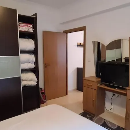 Apartment Place *